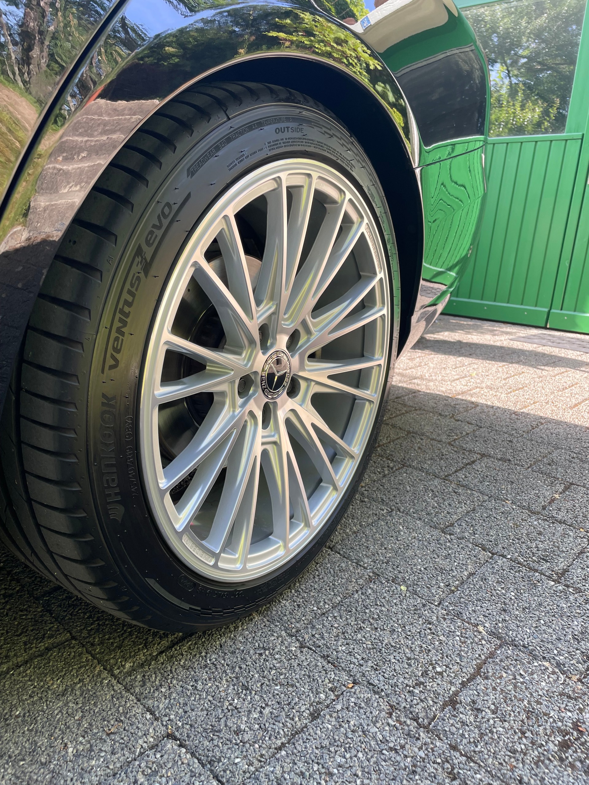 MERCEDES-BENZ E 220 Avantgarde 4-Matic-image-14