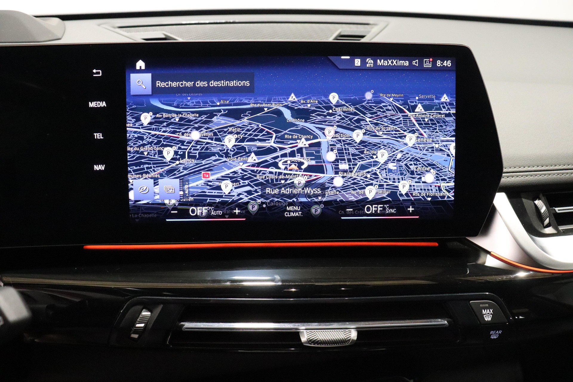 BMW X1 20i sDrive paddles-image-14