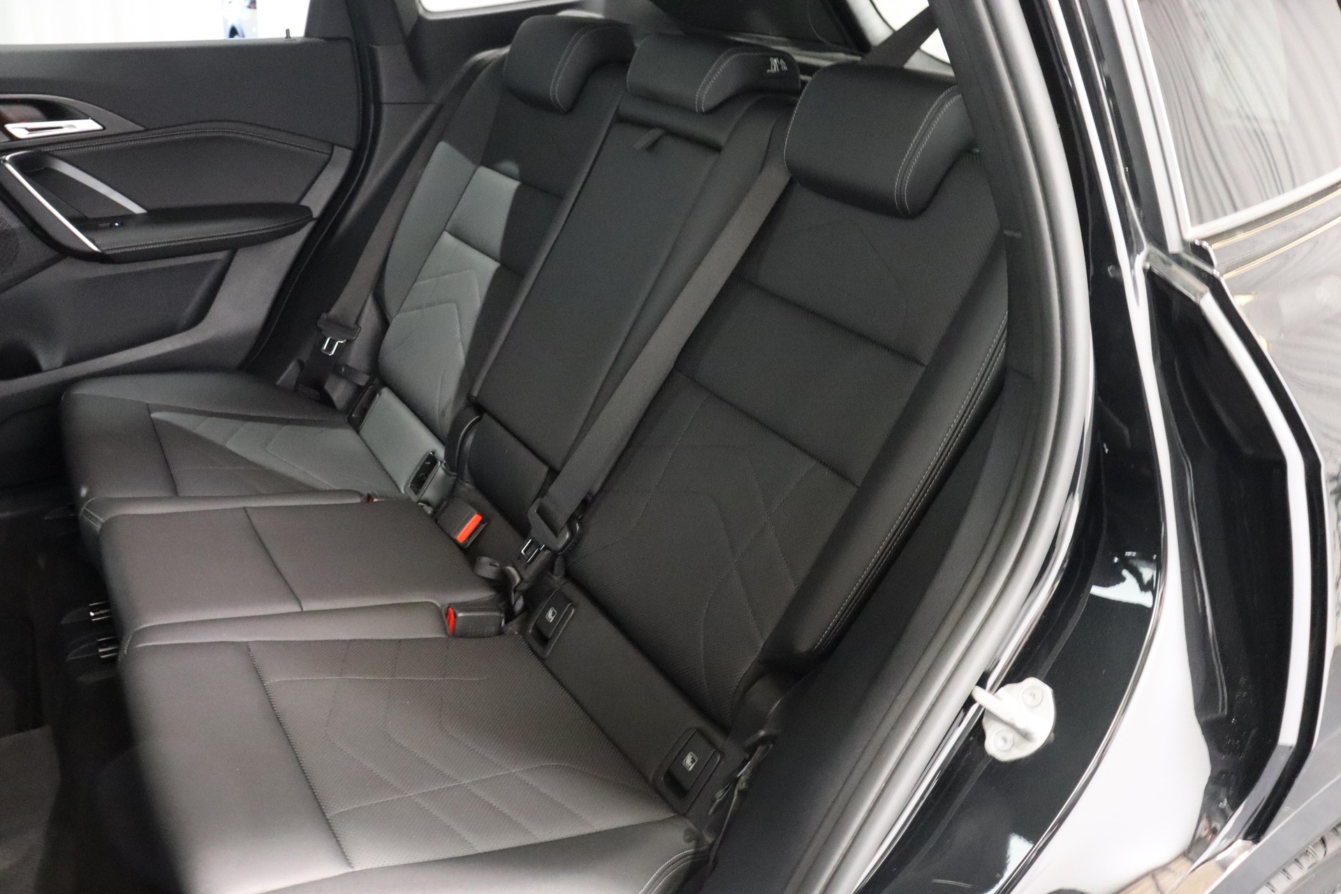 BMW X1 20i sDrive paddles-image-10
