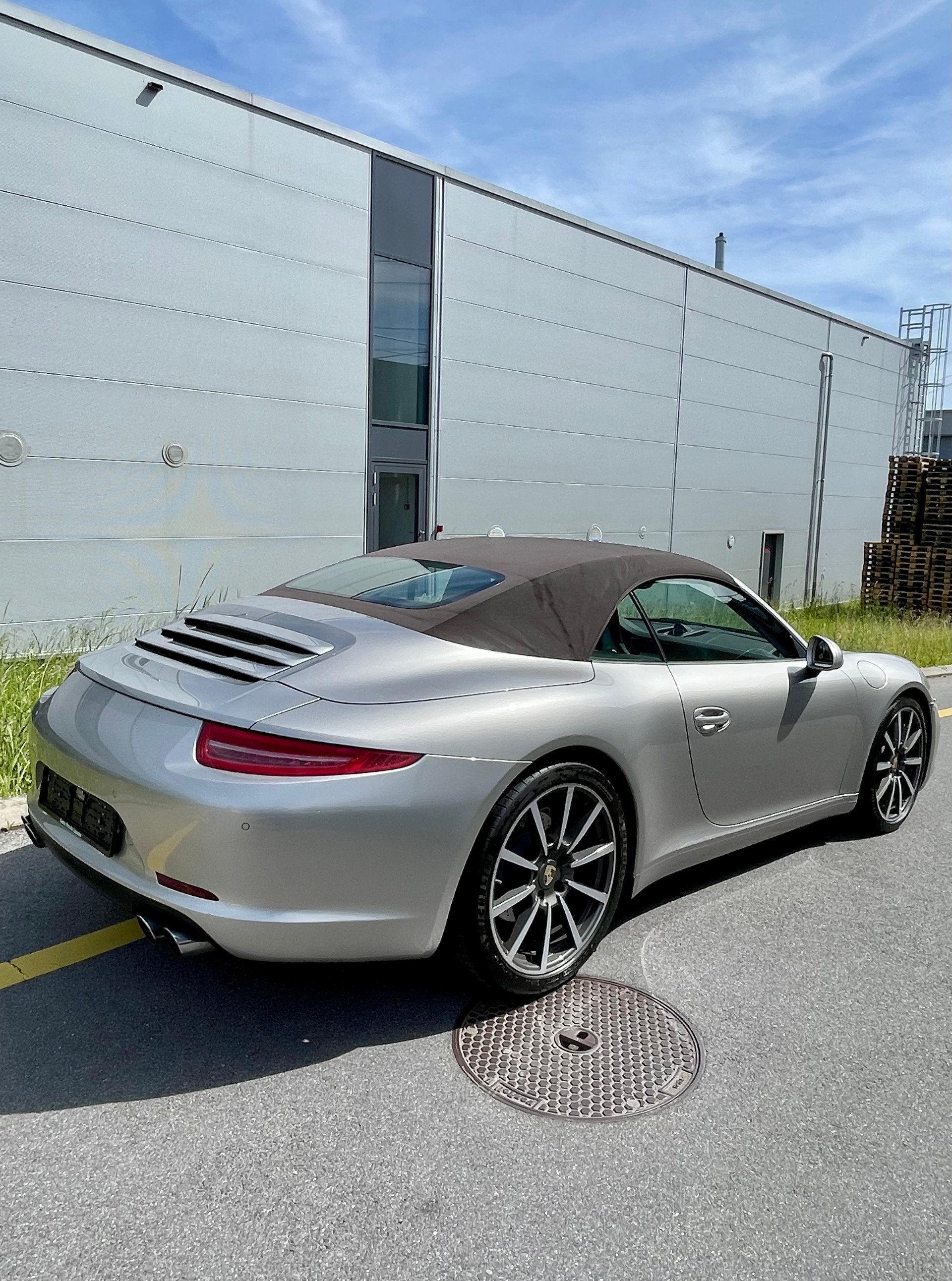 PORSCHE 911 Cabrio Carrera "S-look" PDK-image-2