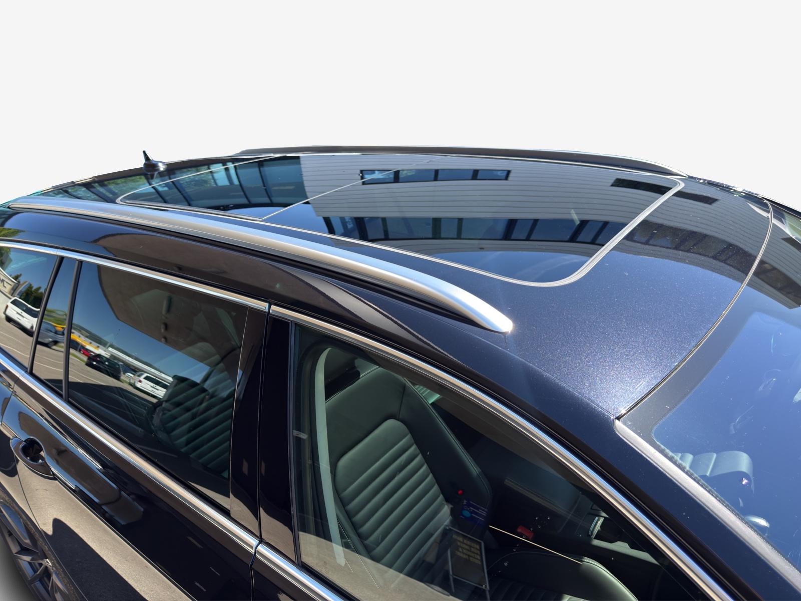 VW Passat Variant 2.0 TSI R-Line Edition 4Motion DSG-image-13