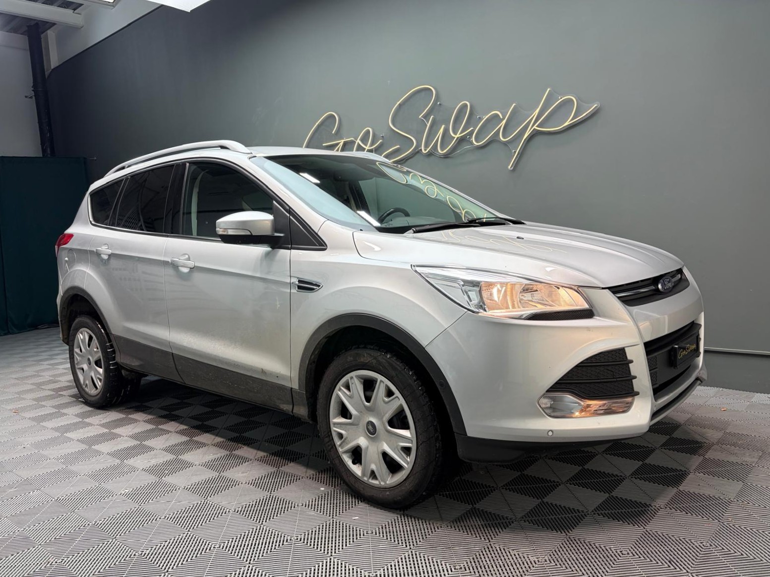 FORD Kuga 2.0 TDCi Titanium 4WD PowerShift - Attelage