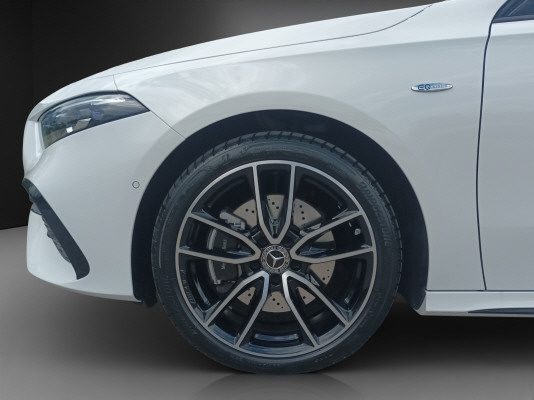 MERCEDES-BENZ A 250 e EQ Star 8G-DCT-image-5