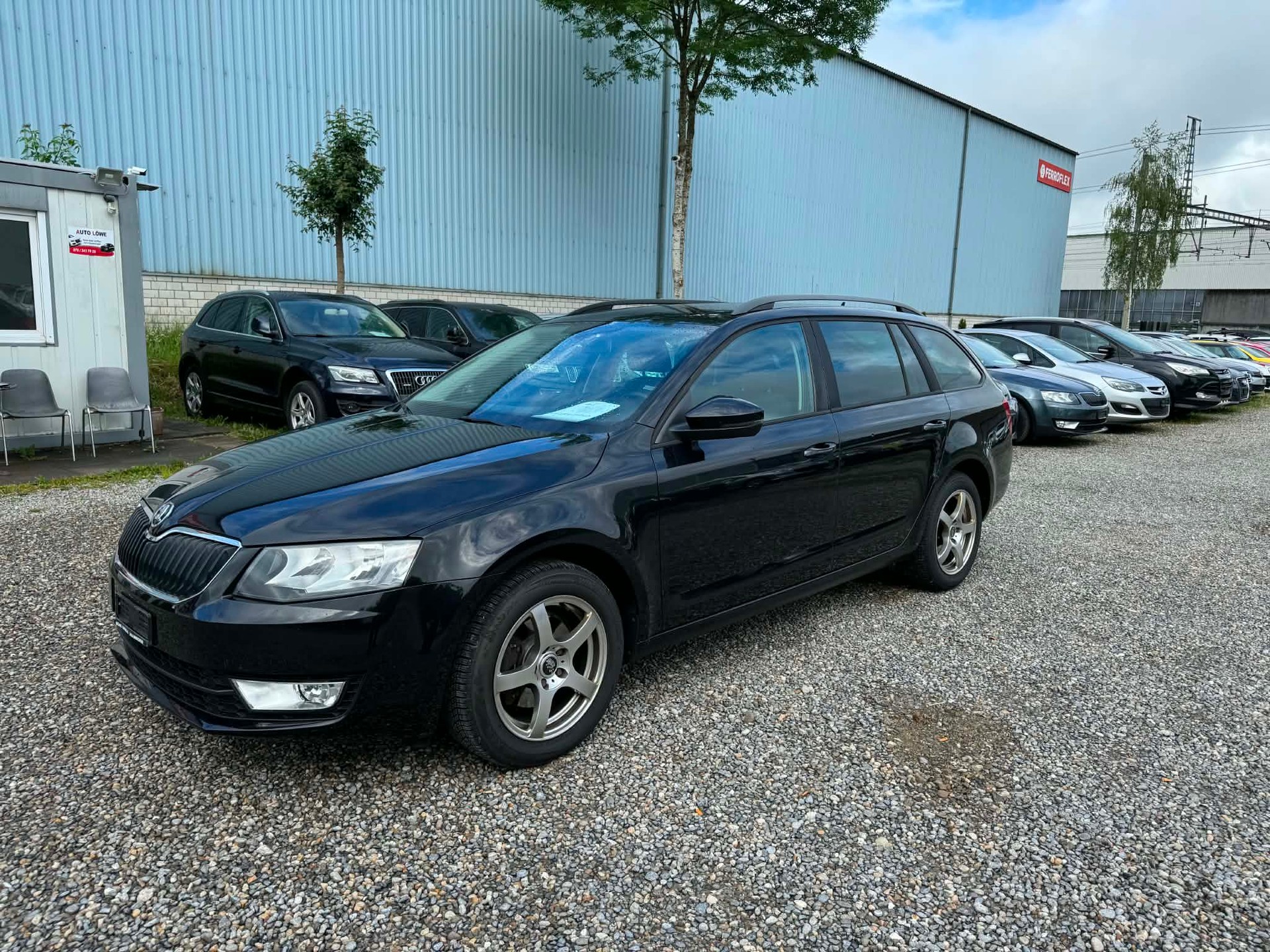 SKODA Octavia Combi 2.0 TDI 4x4-image-0