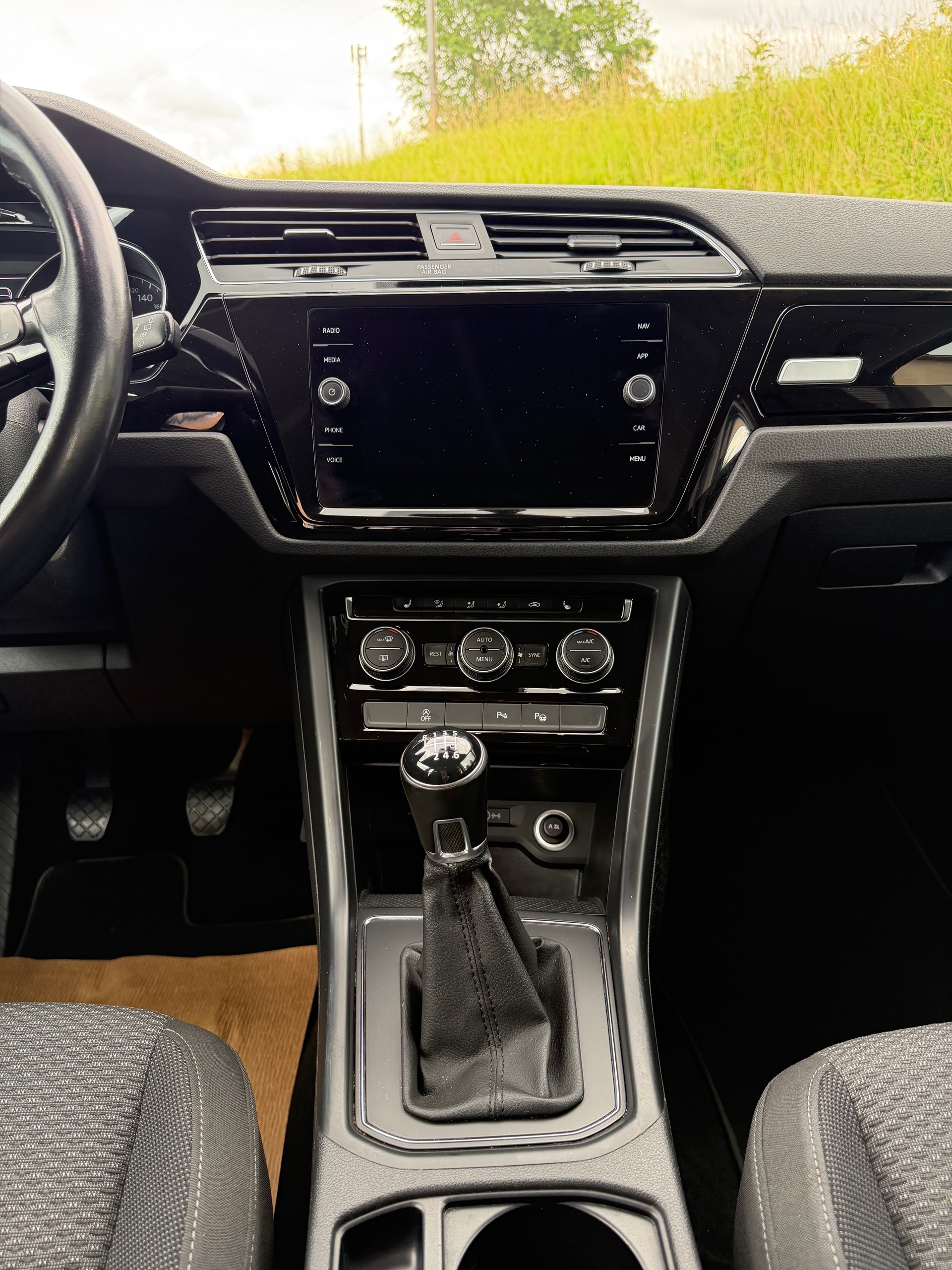 VW Touran 1.5 TSI EVO Comfortline-image-10