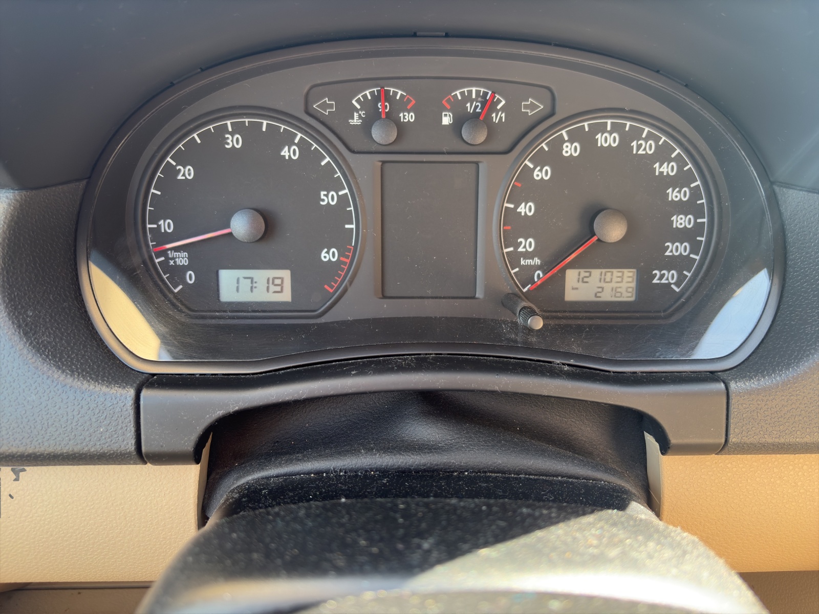 VW Polo 1.4 16V Highline-image-18