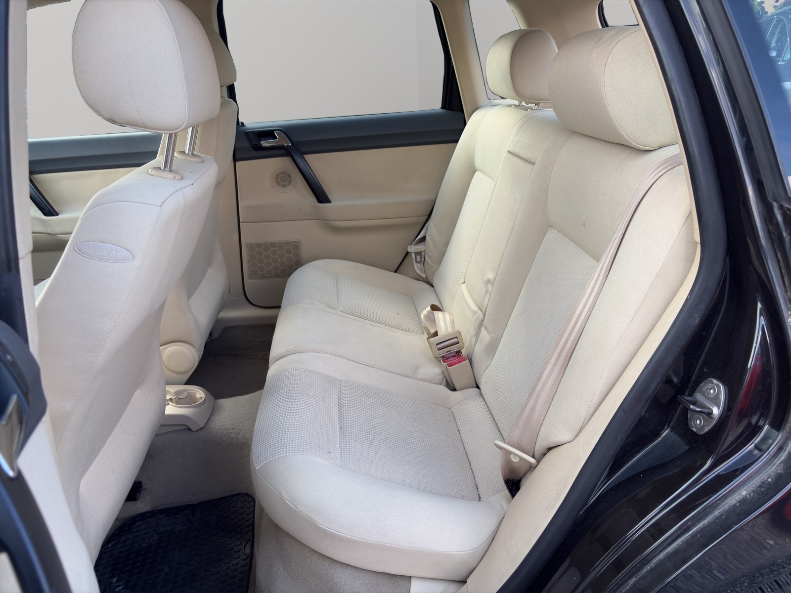 VW Polo 1.4 16V Highline-image-14