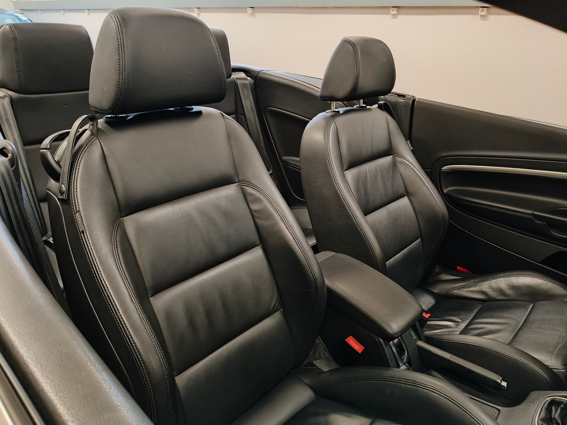 VW Eos 2.0 TSI-image-21