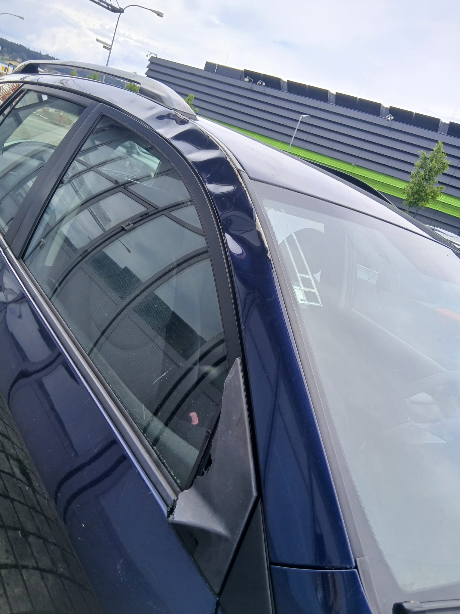 TOYOTA RAV-4 2.0 16V Linea Sol-image-3