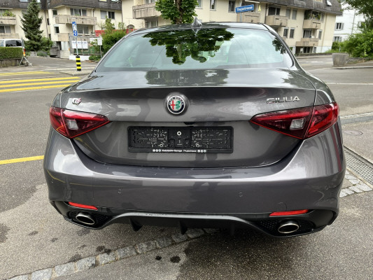 ALFA ROMEO Giulia 2.0 Veloce Q4 Automat-image-2
