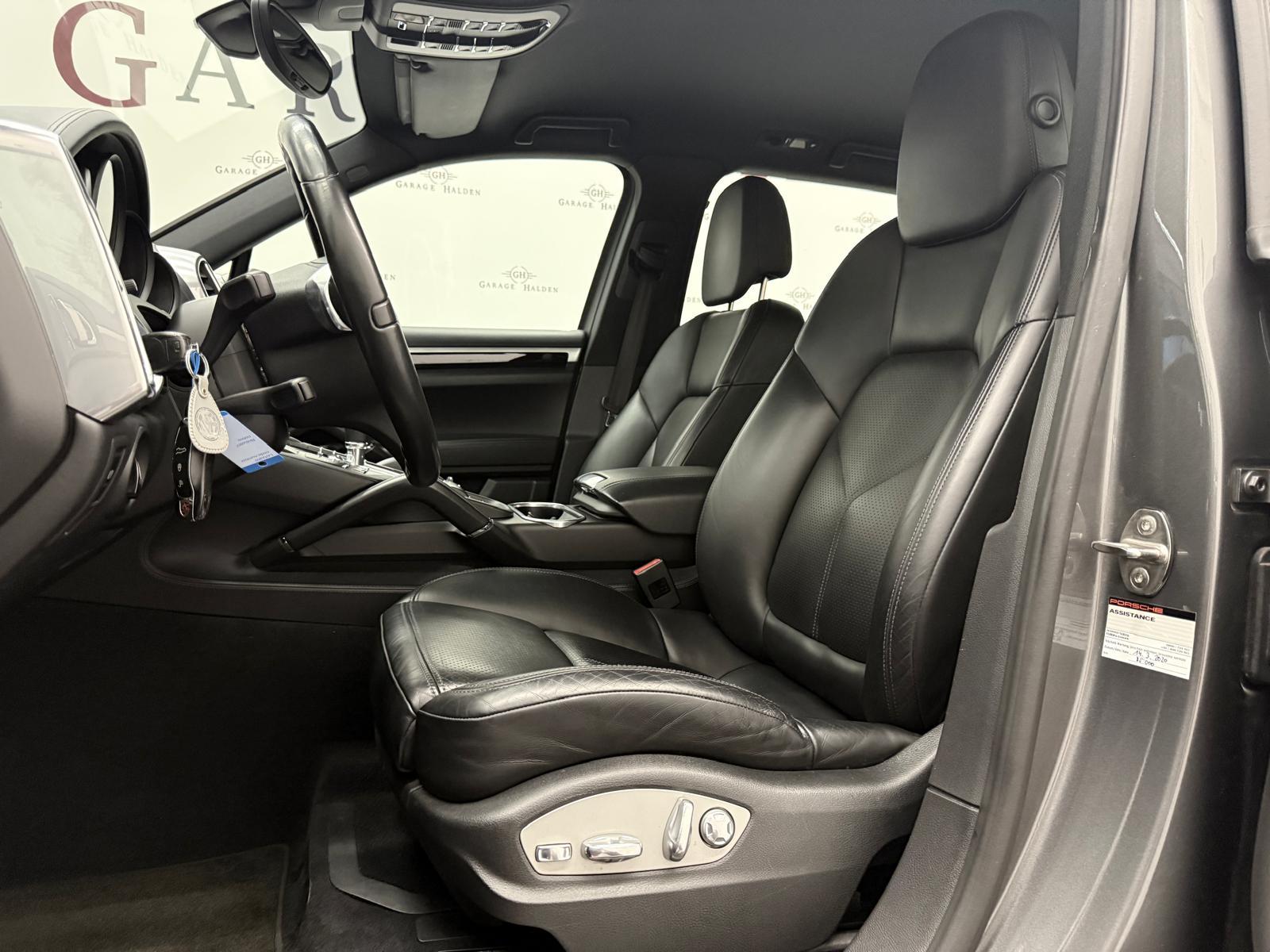PORSCHE Cayenne 3.0 V6 S Hybrid-image-12