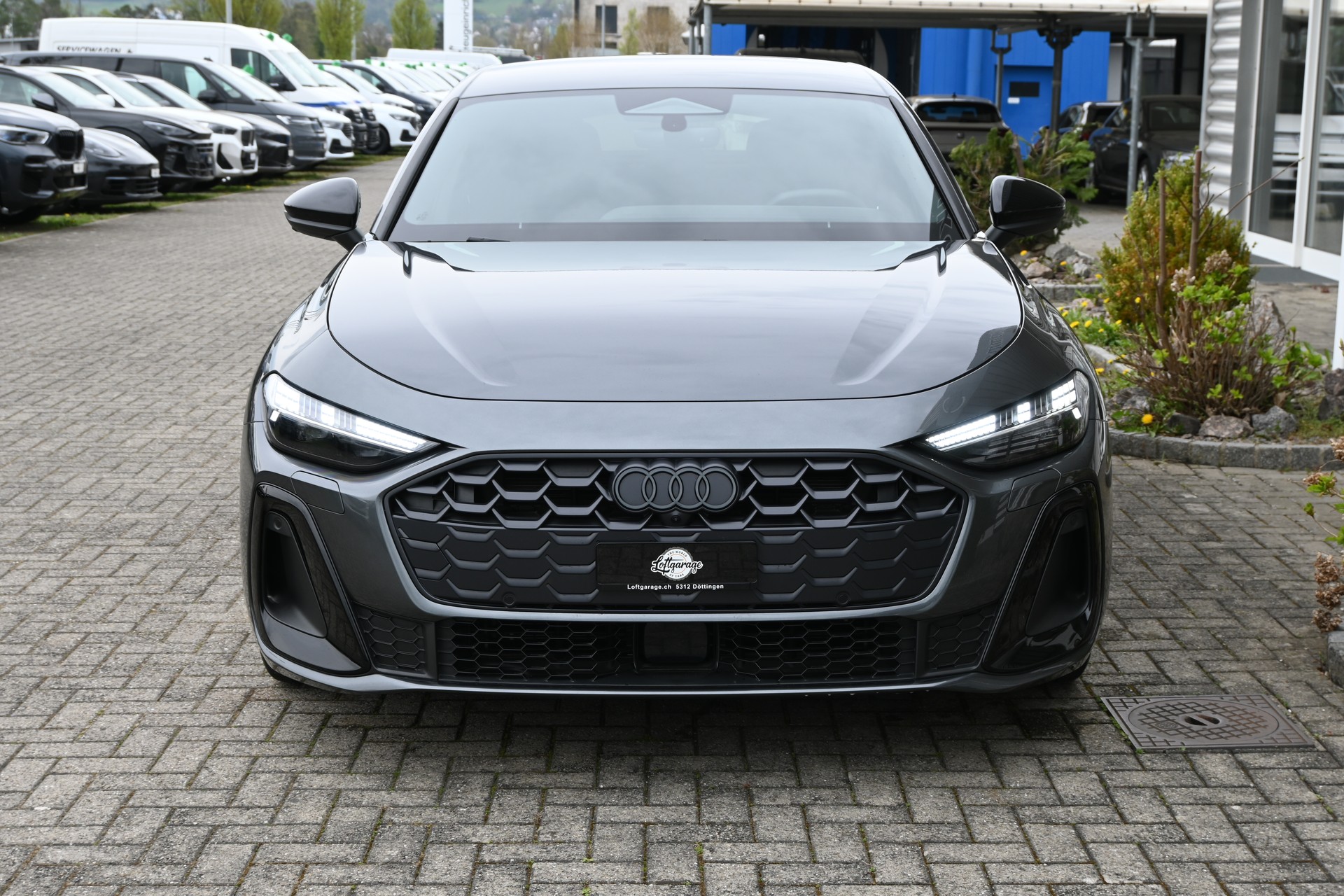 AUDI A5 Limousine 40 TFSI S-Line Plus Black S tronic 204PS-image-2