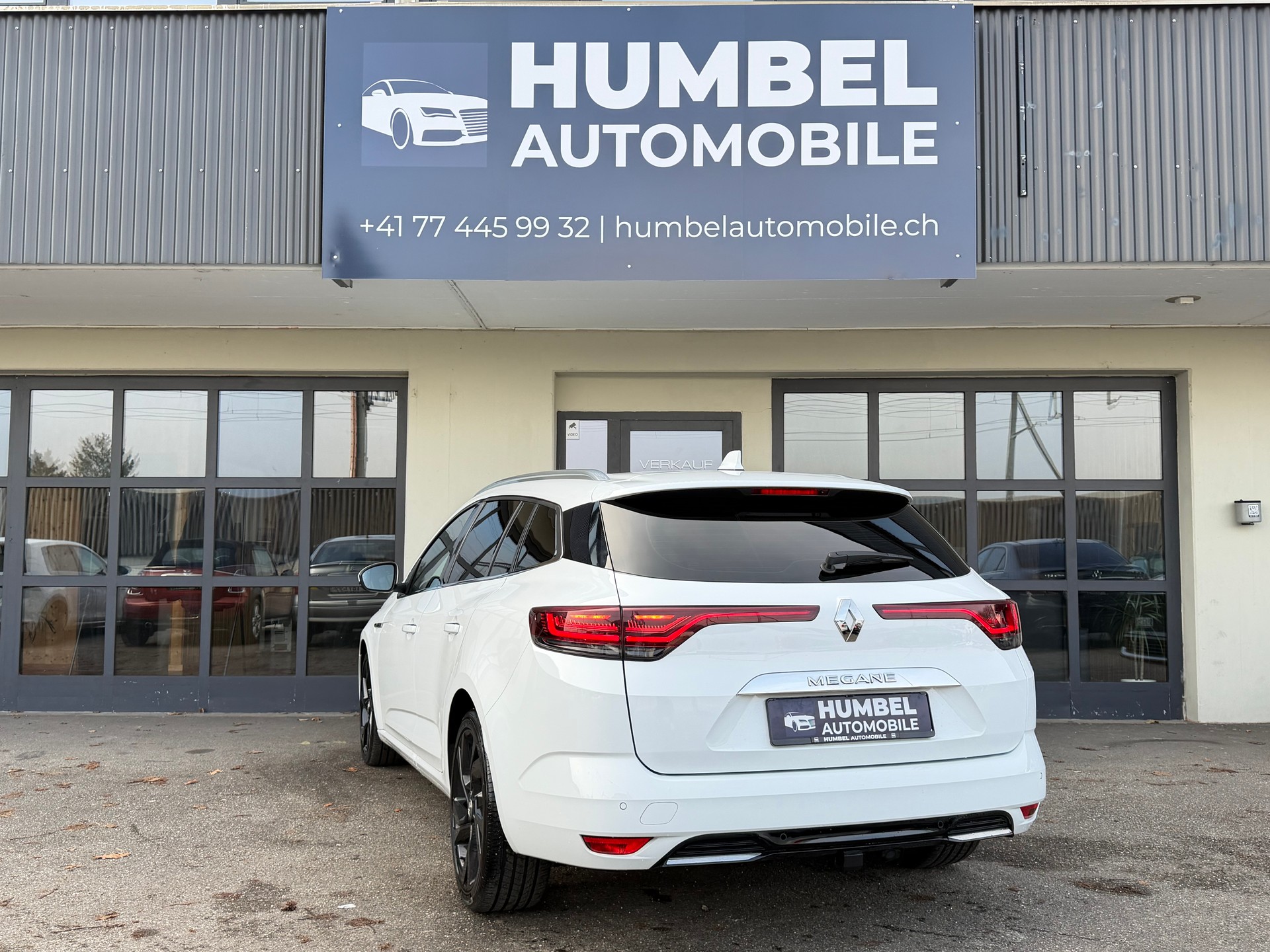 RENAULT Mégane Grandtour 1.5 dCi Intens EDC-image-2
