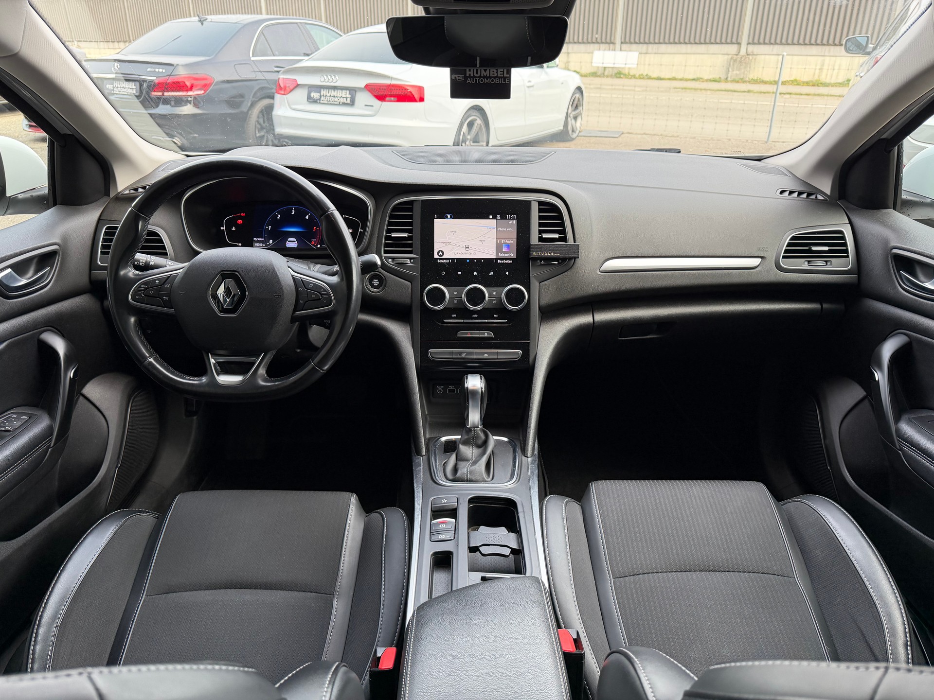 RENAULT Mégane Grandtour 1.5 dCi Intens EDC-image-6