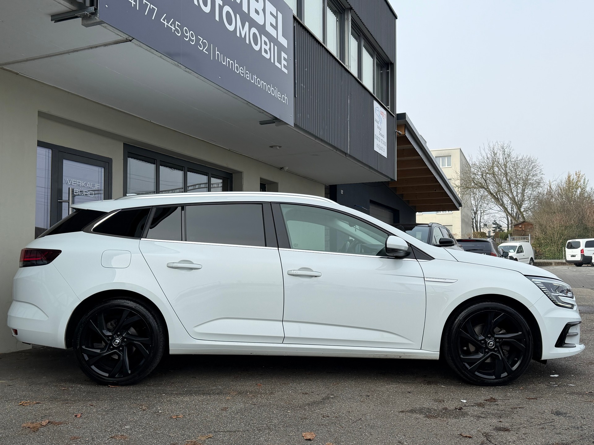 RENAULT Mégane Grandtour 1.5 dCi Intens EDC-image-4