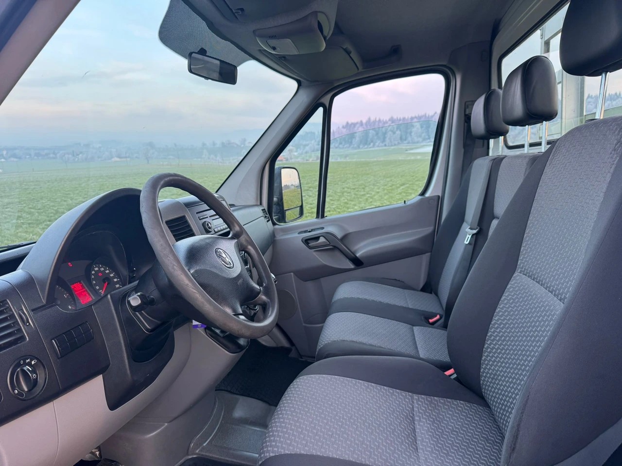 VW Crafter 35 2.0 TDI CR mit 3.5t Anhängelast-image-7