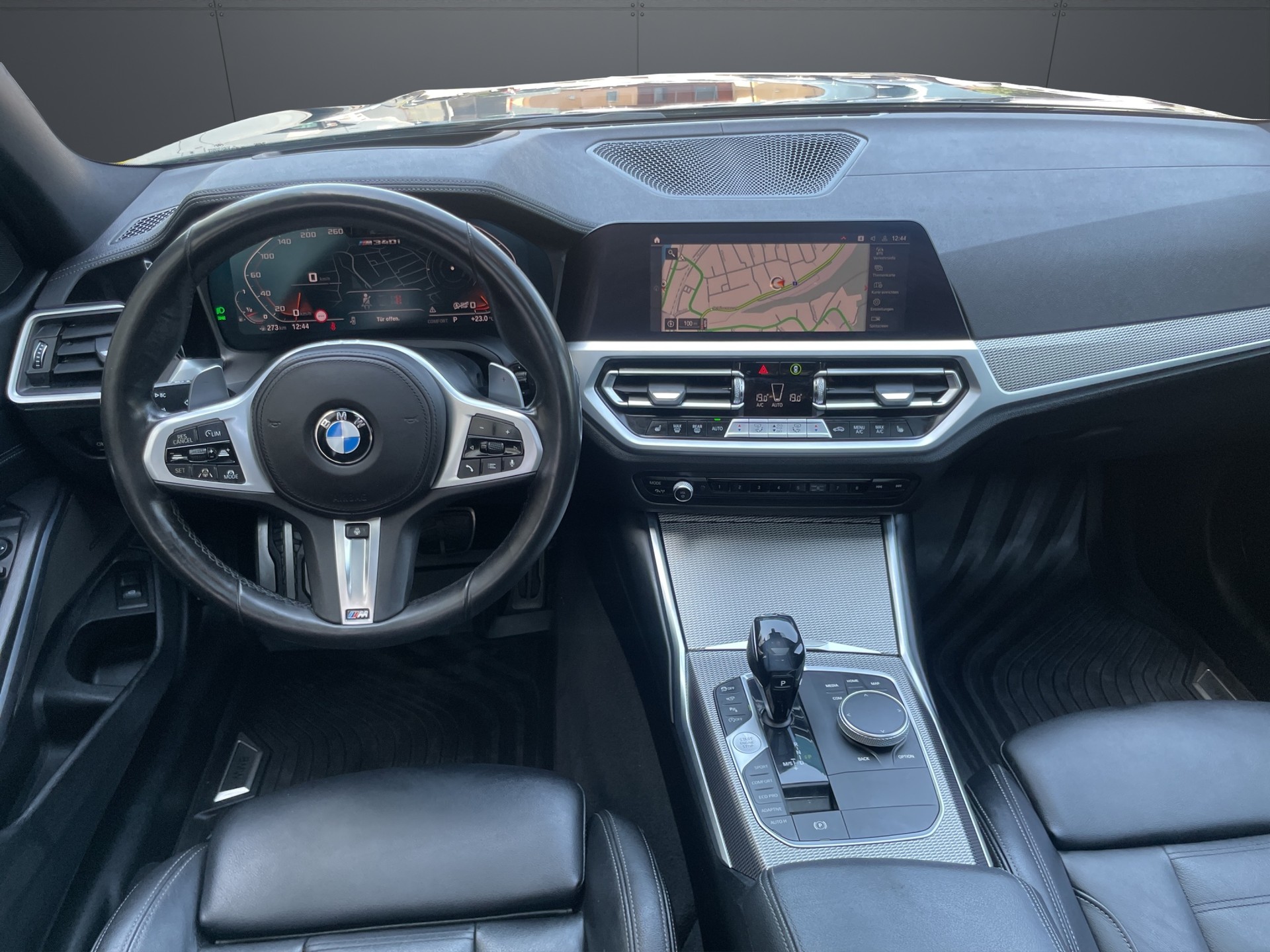BMW M340i xDrive Steptronic-image-10