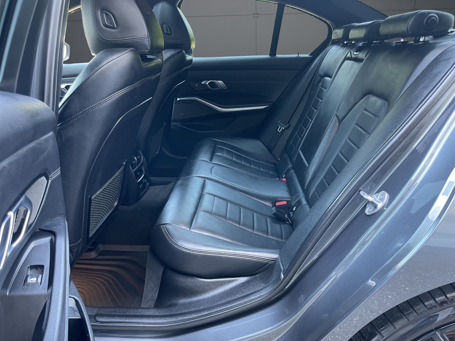 BMW M340i xDrive Steptronic-image-9
