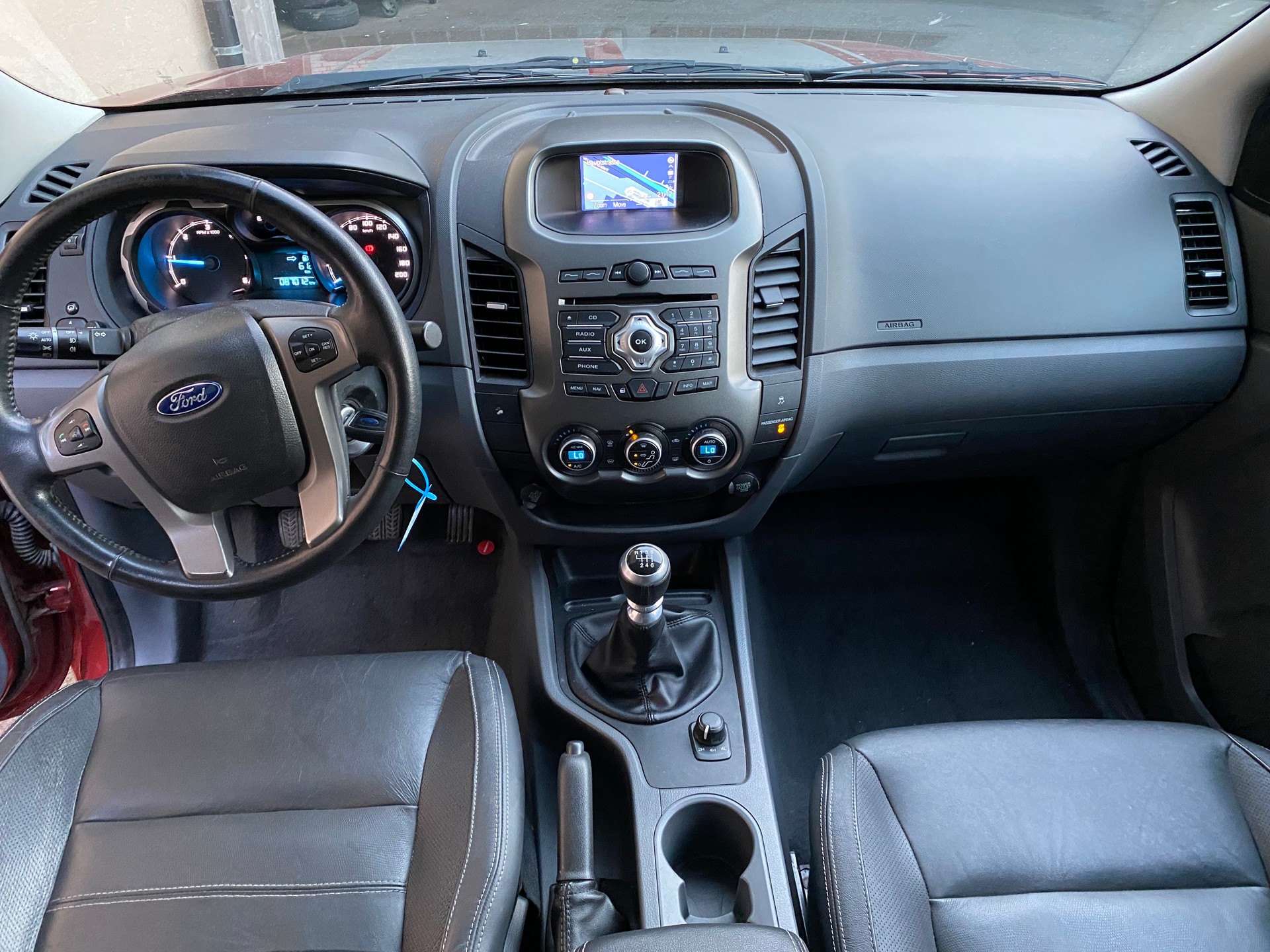 FORD Ranger LTD 3.2 TDCi 4x4-image-3
