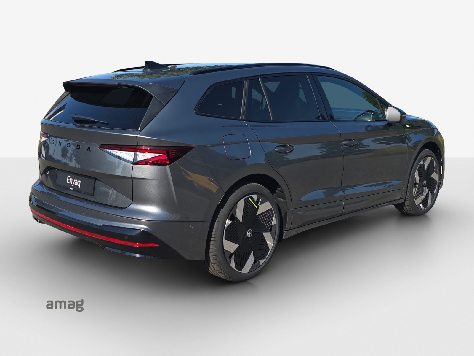 SKODA Enyaq 4x4 RS-image-4