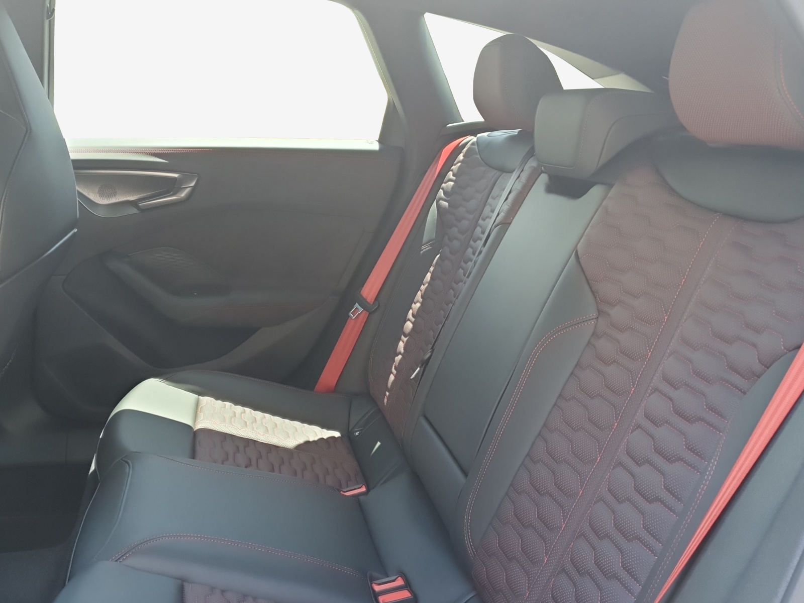 AUDI RS 5 Avant TFSI 470 kW Tiptronic quattro-image-11