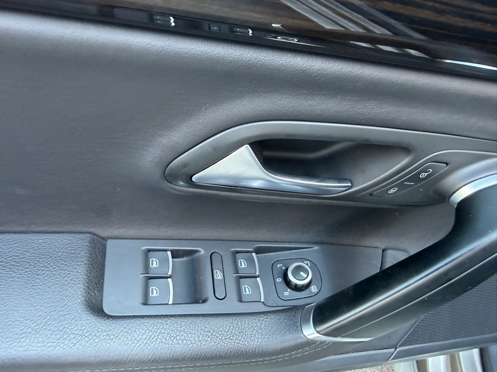 VW CC 2.0 TDI BlueMotion Technology 4Motion DSG-image-9