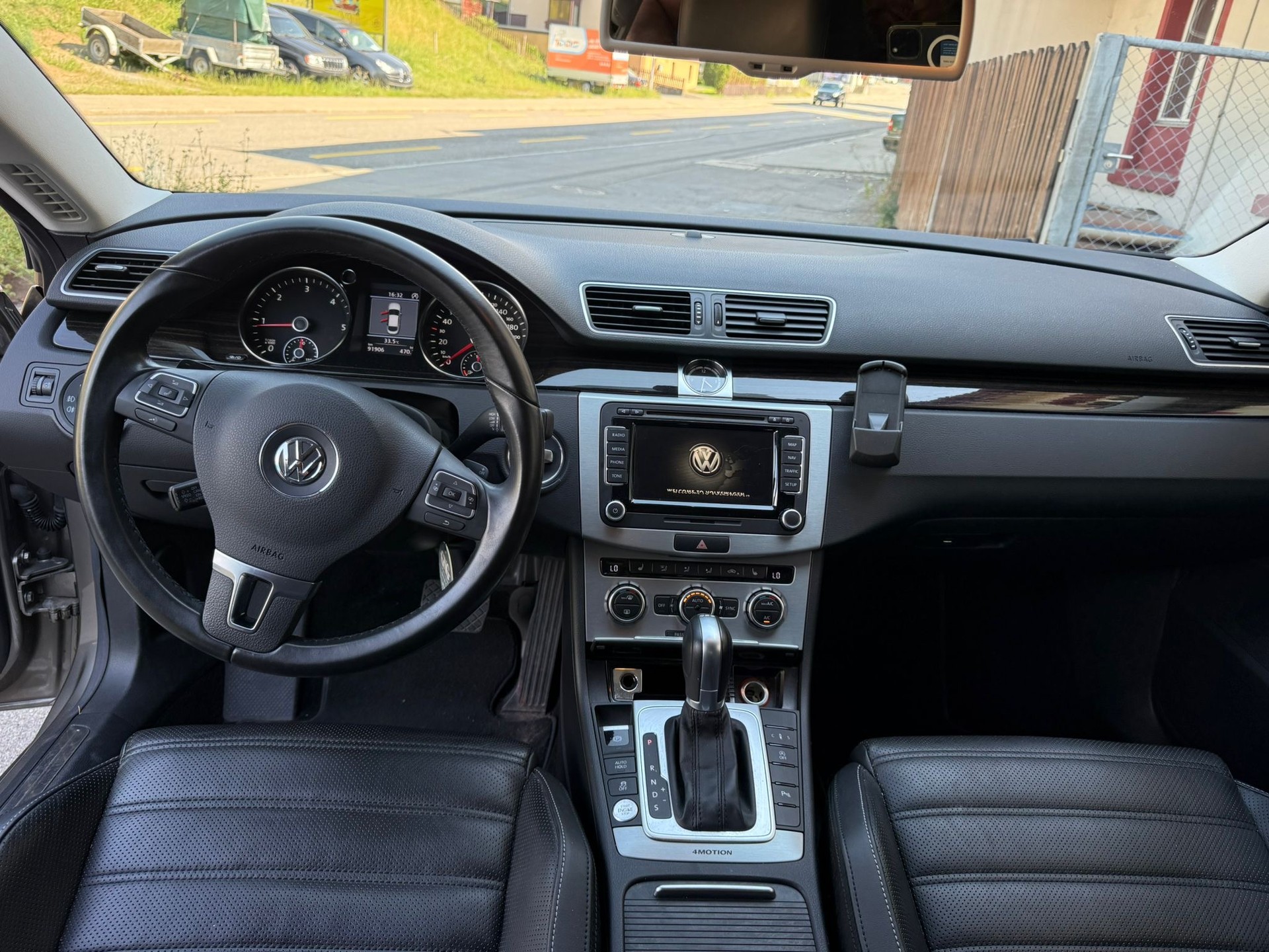 VW CC 2.0 TDI BlueMotion Technology 4Motion DSG-image-6