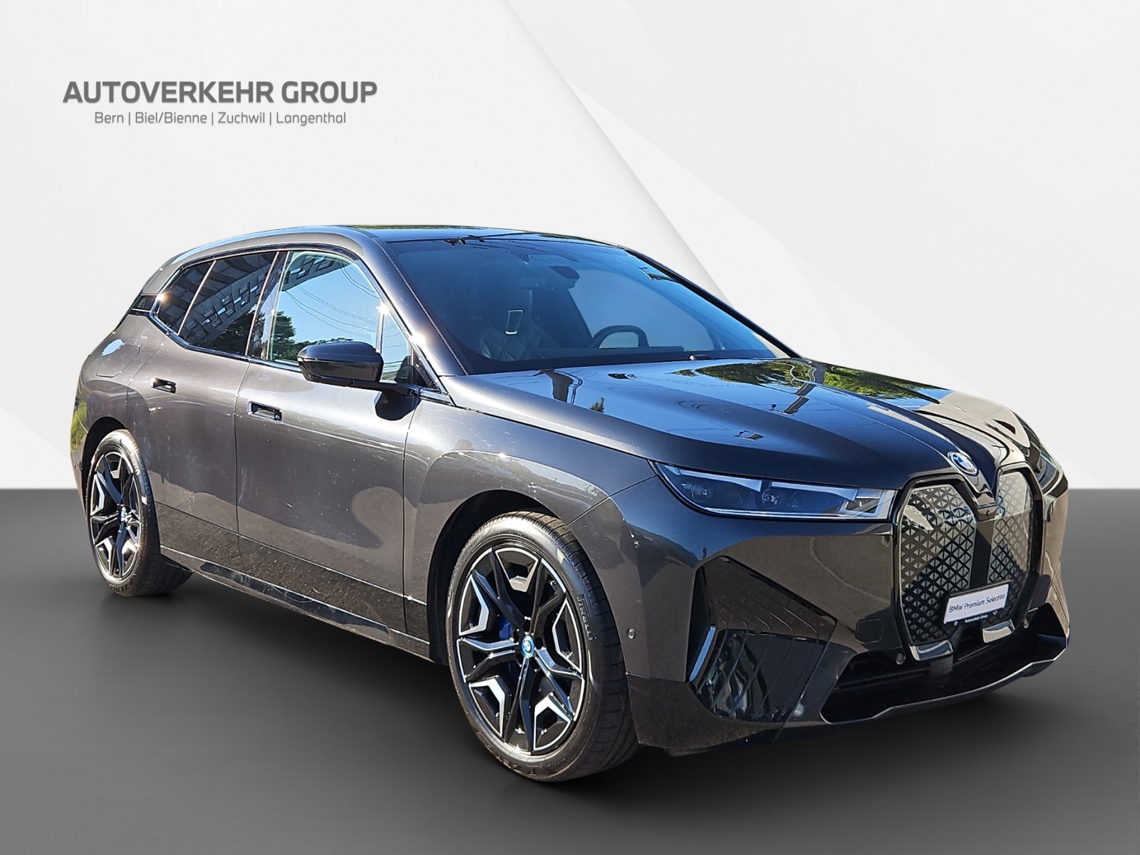 BMW iX xDrive40 Sport-image-8