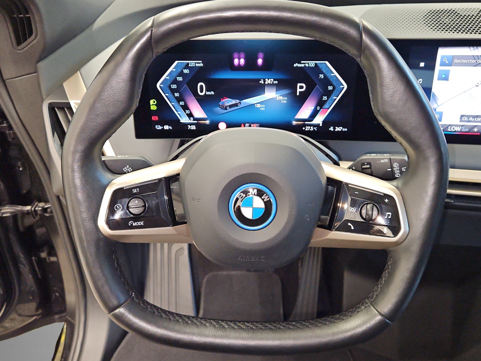 BMW iX xDrive40 Sport-image-12