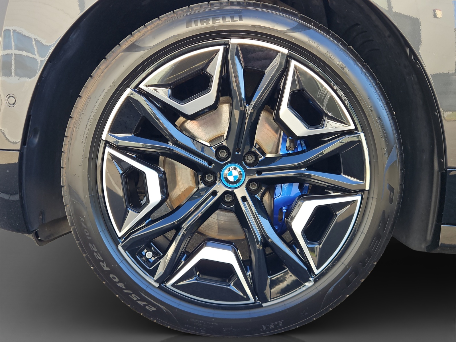 BMW iX xDrive40 Sport-image-9