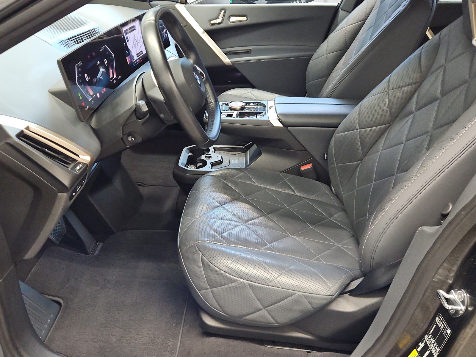 BMW iX xDrive40 Sport-image-10