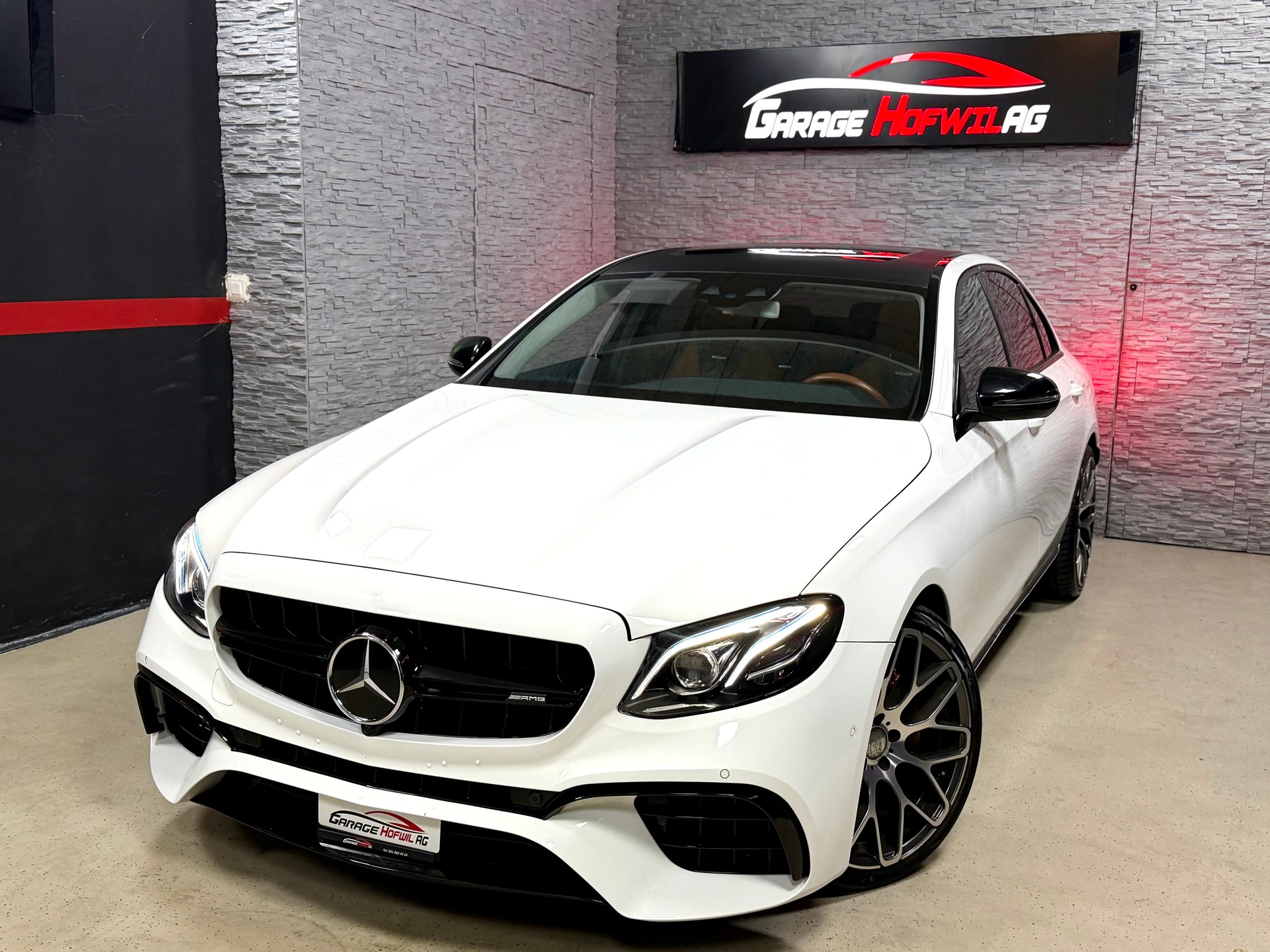 MERCEDES-BENZ E 350 d AMG Line 9G-Tronic-image-0