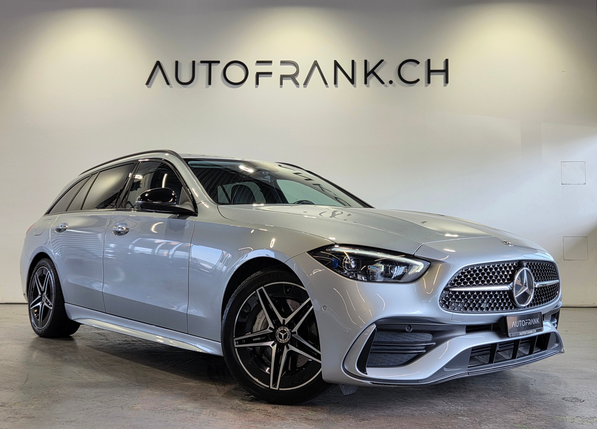 MERCEDES-BENZ C 220 d Swiss Star AMG Line 4matic Kombi-image-0