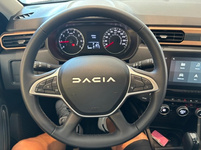 DACIA Duster TCe 150 Extreme EDC 4x2-image-8