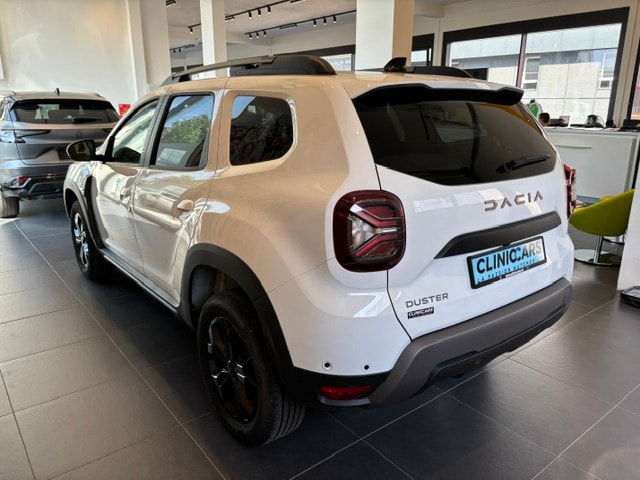 DACIA Duster TCe 150 Extreme EDC 4x2-image-5