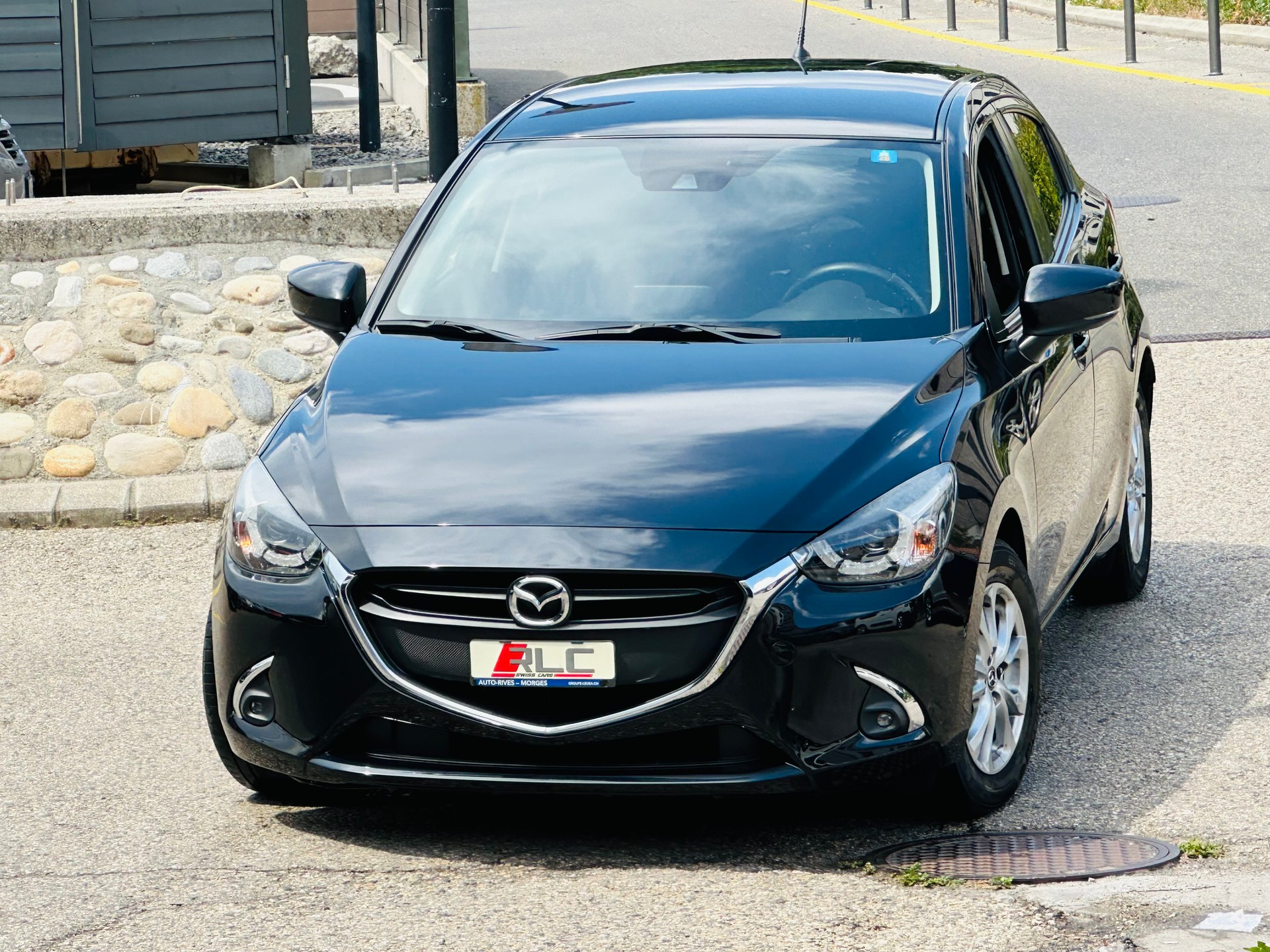 MAZDA 2 SKYACTIV-G 90 Ambition Plus Automat-showroom-element-1