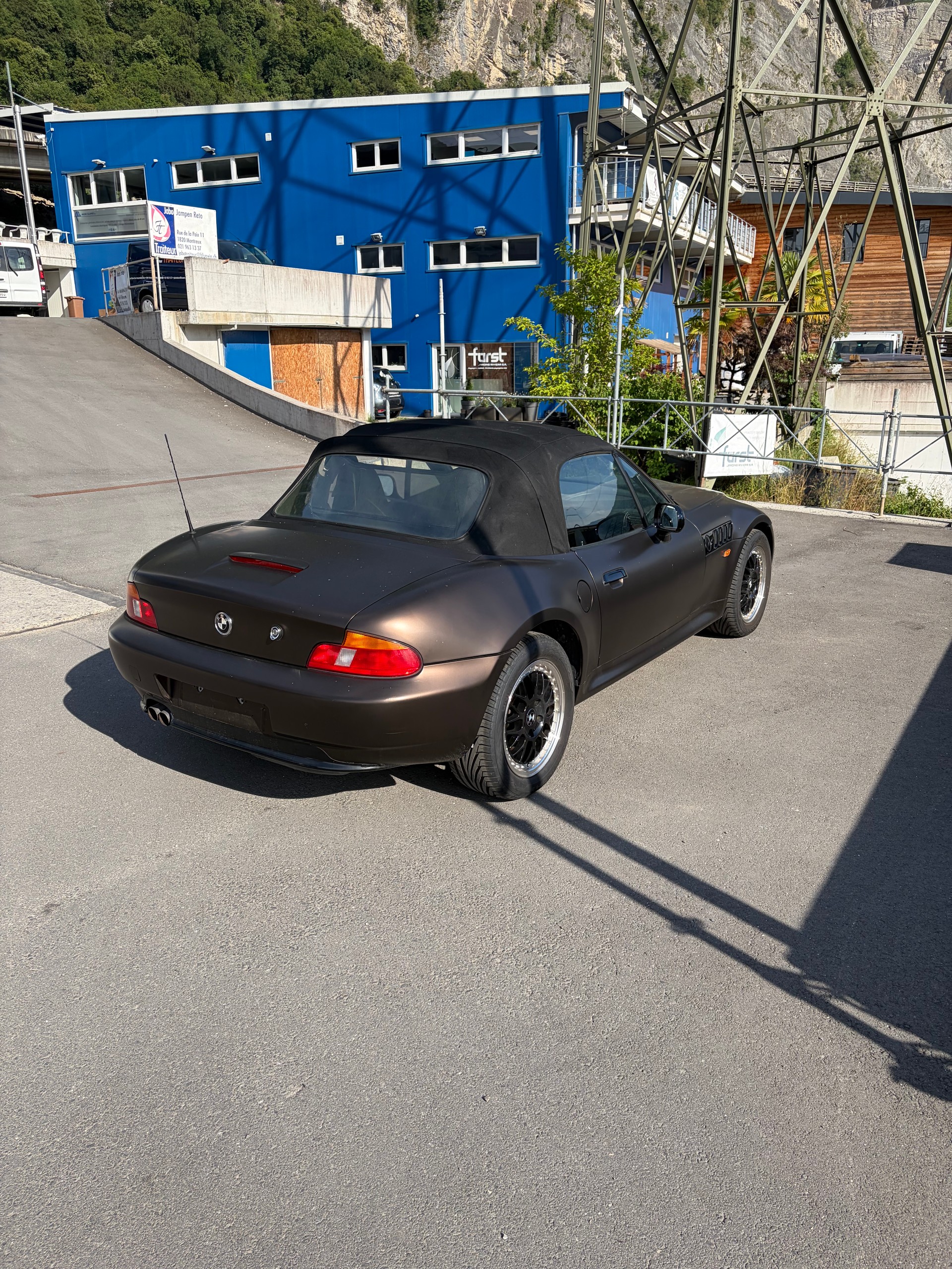 BMW 2.0-image-1