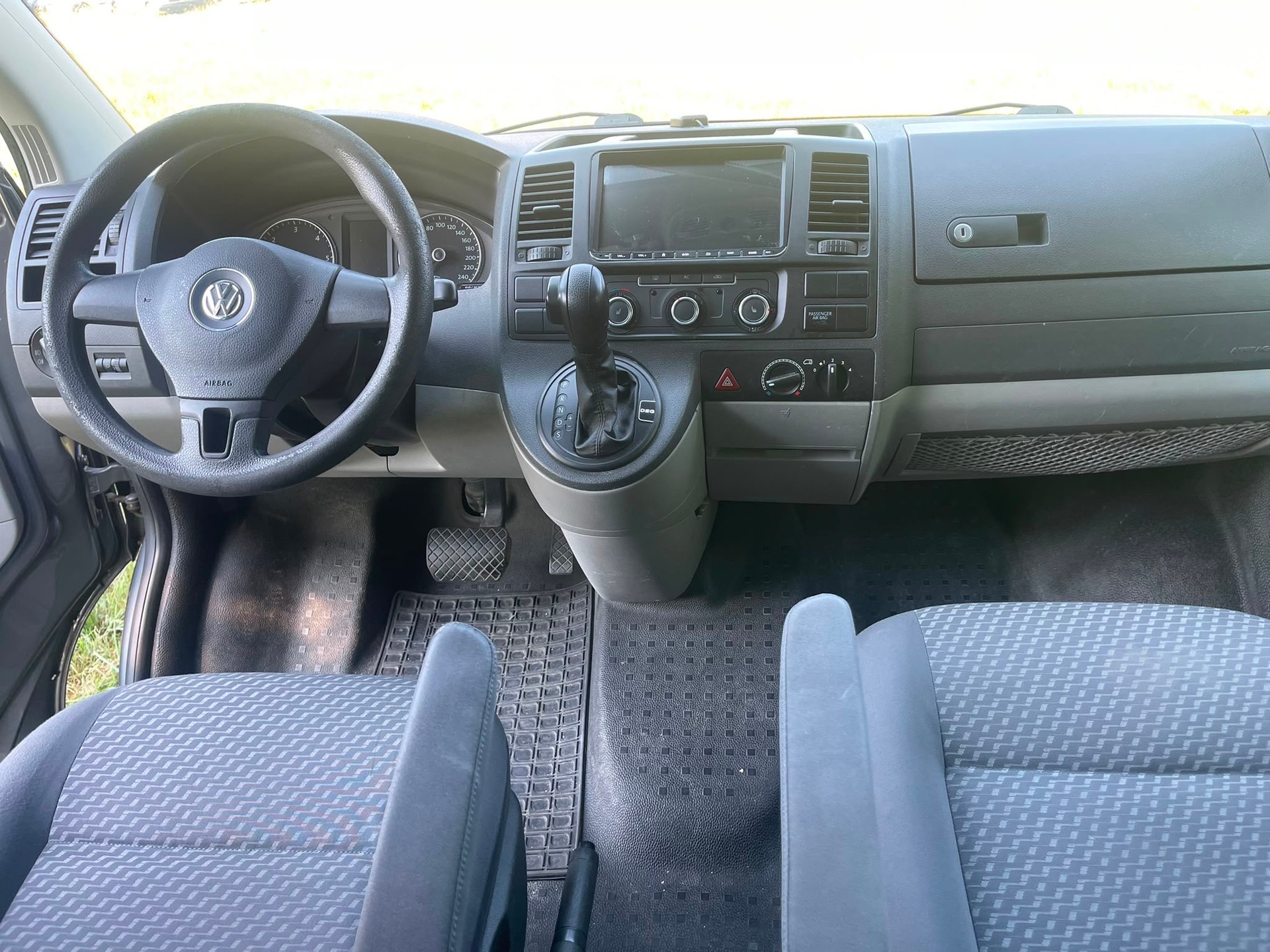 VW T5 2.0 Bi-TDI BMT DSG-image-8