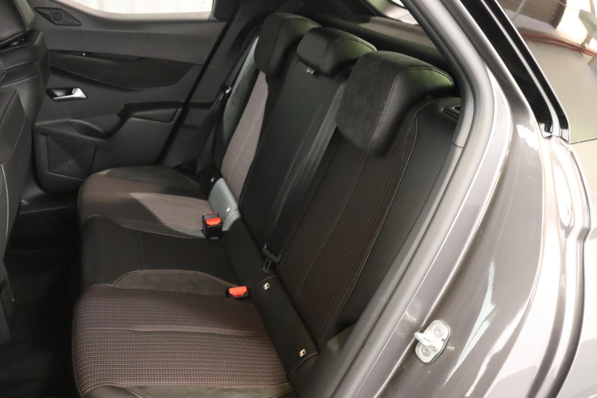 DS AUTOMOBILES 3 Crossback E-Tense Performance Line-image-5