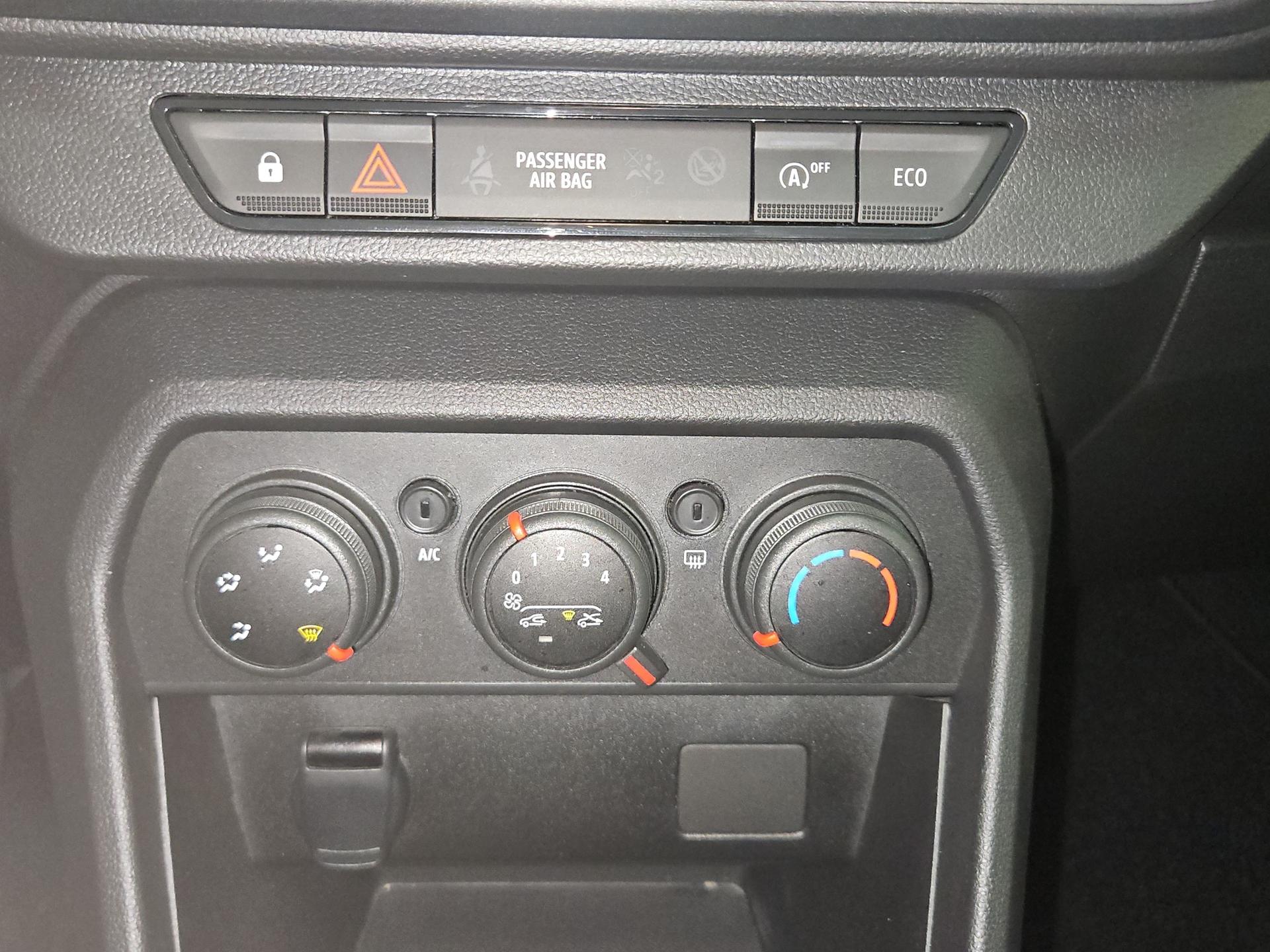DACIA Sandero Stepway TCe 110 Expression-image-19