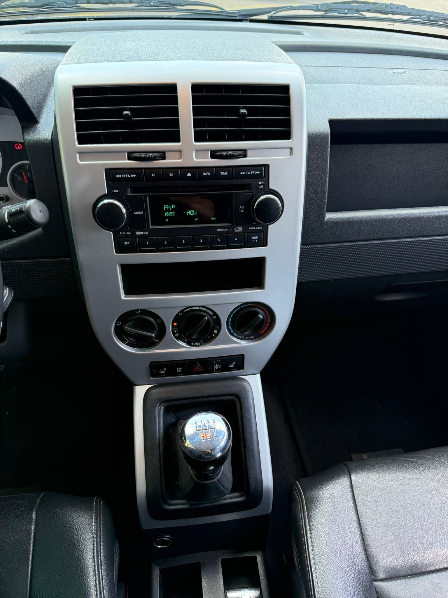JEEP Compass 2.0 CRD Limited-image-14