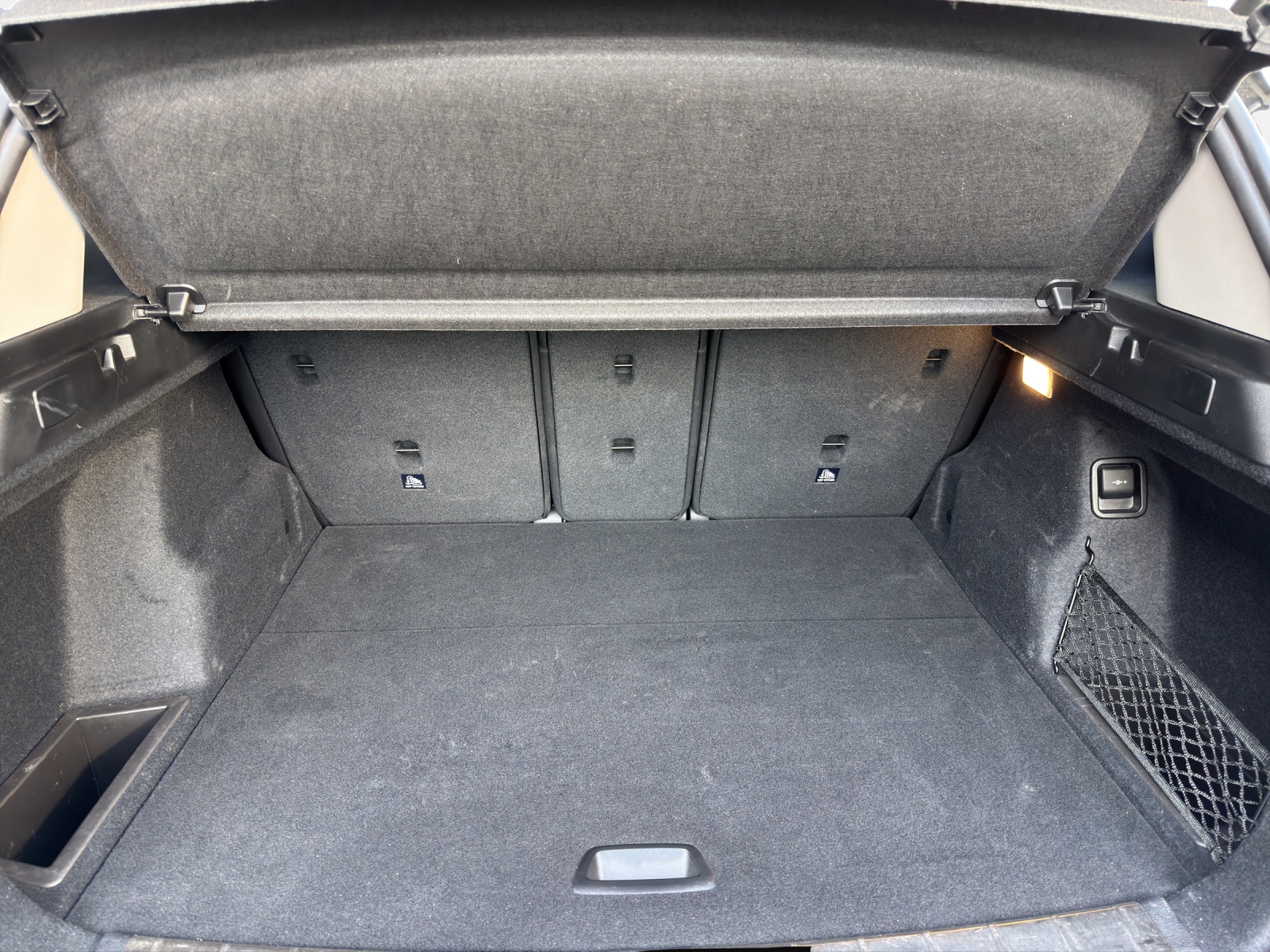 BMW X1 xDrive 20d Sport Line-image-8