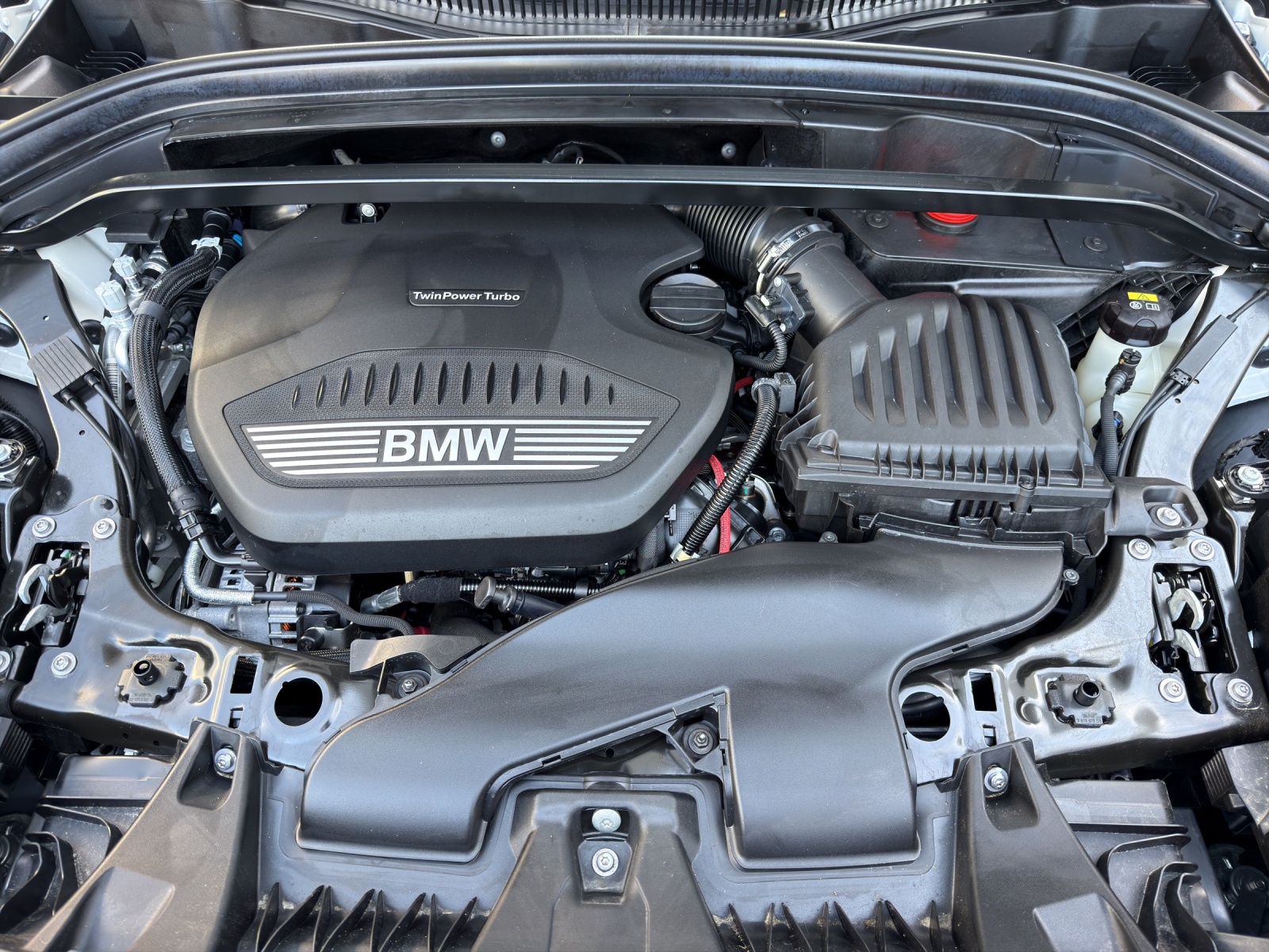 BMW X1 xDrive 20d Sport Line-image-9