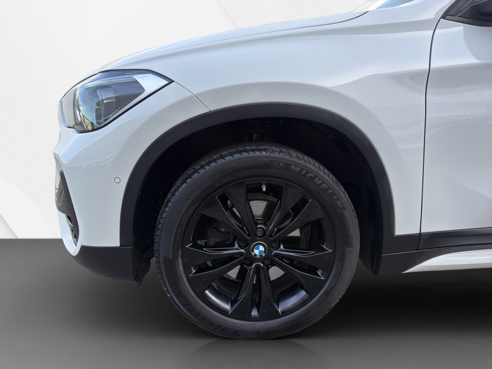 BMW X1 xDrive 20d Sport Line-image-10