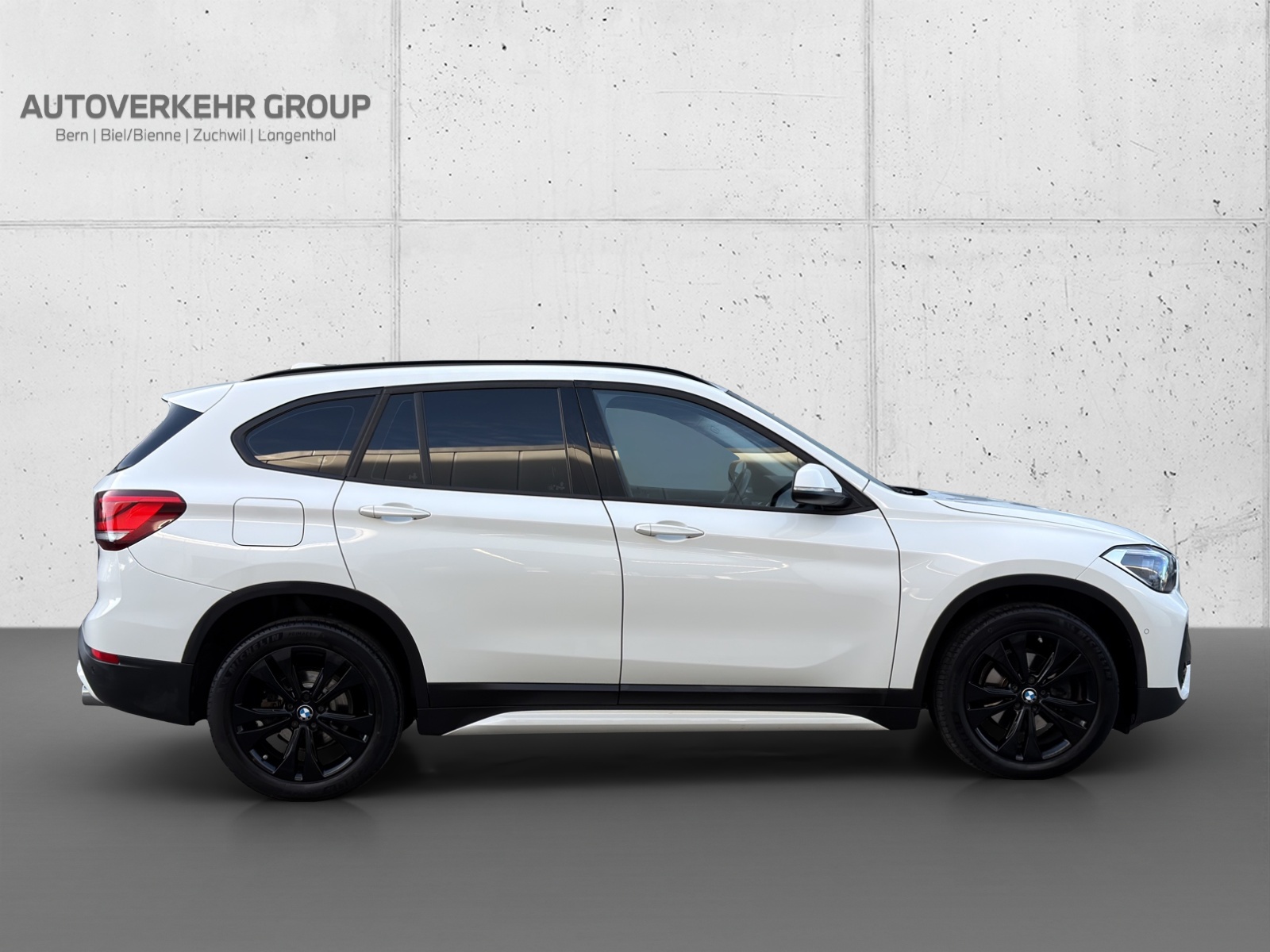 BMW X1 xDrive 20d Sport Line-image-5