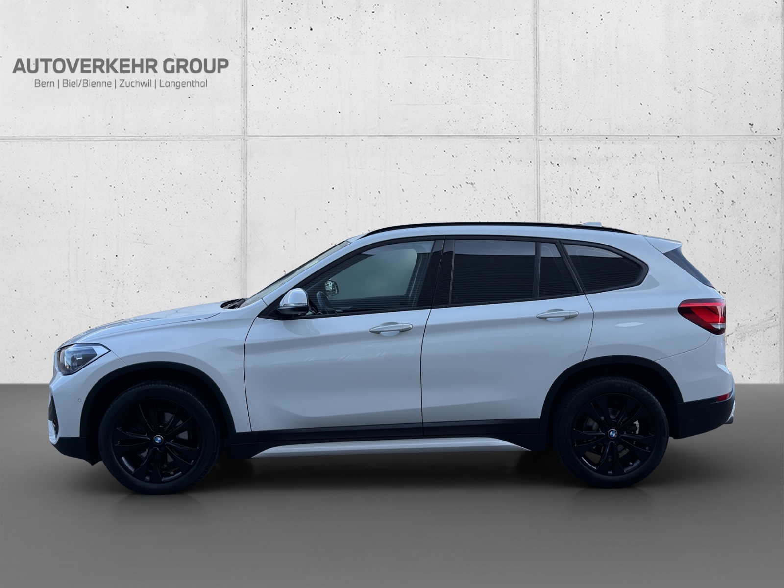 BMW X1 xDrive 20d Sport Line-image-1