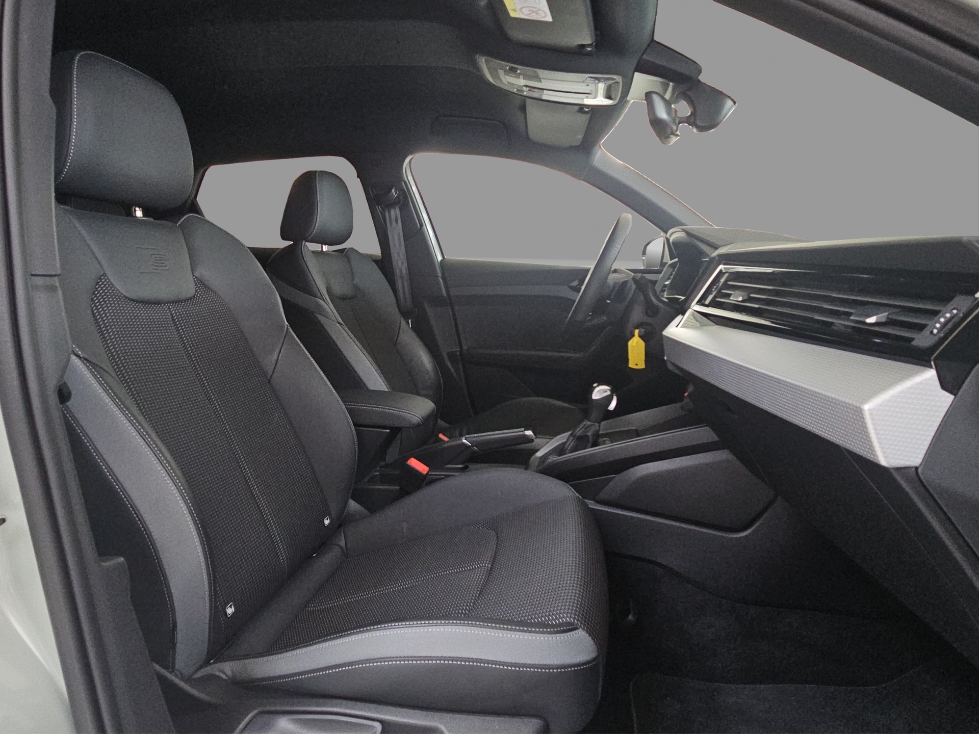AUDI A1 Sportback 2.0 40 TFSI S Line S-Tronic-image-12