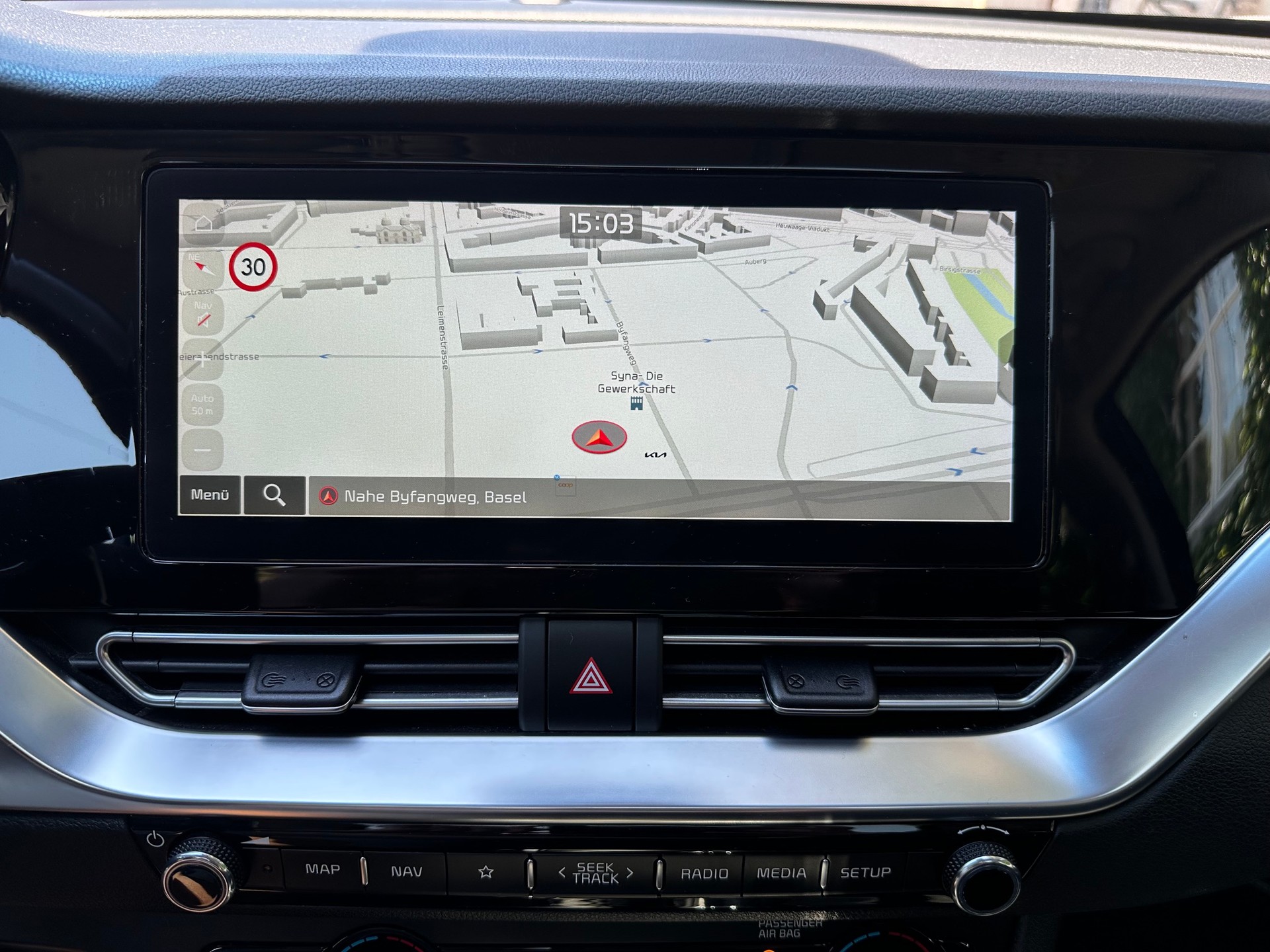 KIA Niro 1.6GDi Hybrid Style DCT-image-10
