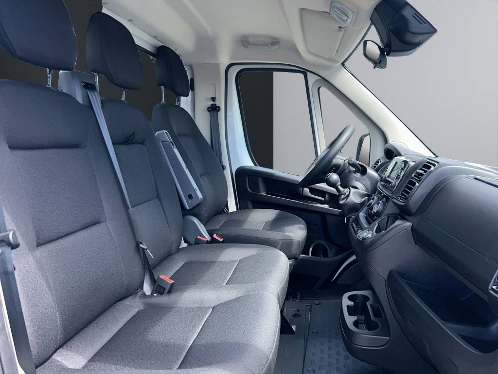 PEUGEOT Boxer 2.2 HDI 335 L2-image-6