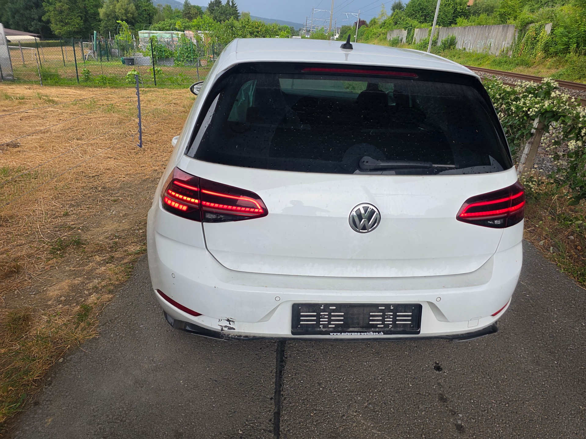 VW Golf 1.4 TSI Comfortline Swiss Line Limited DSG-image-5
